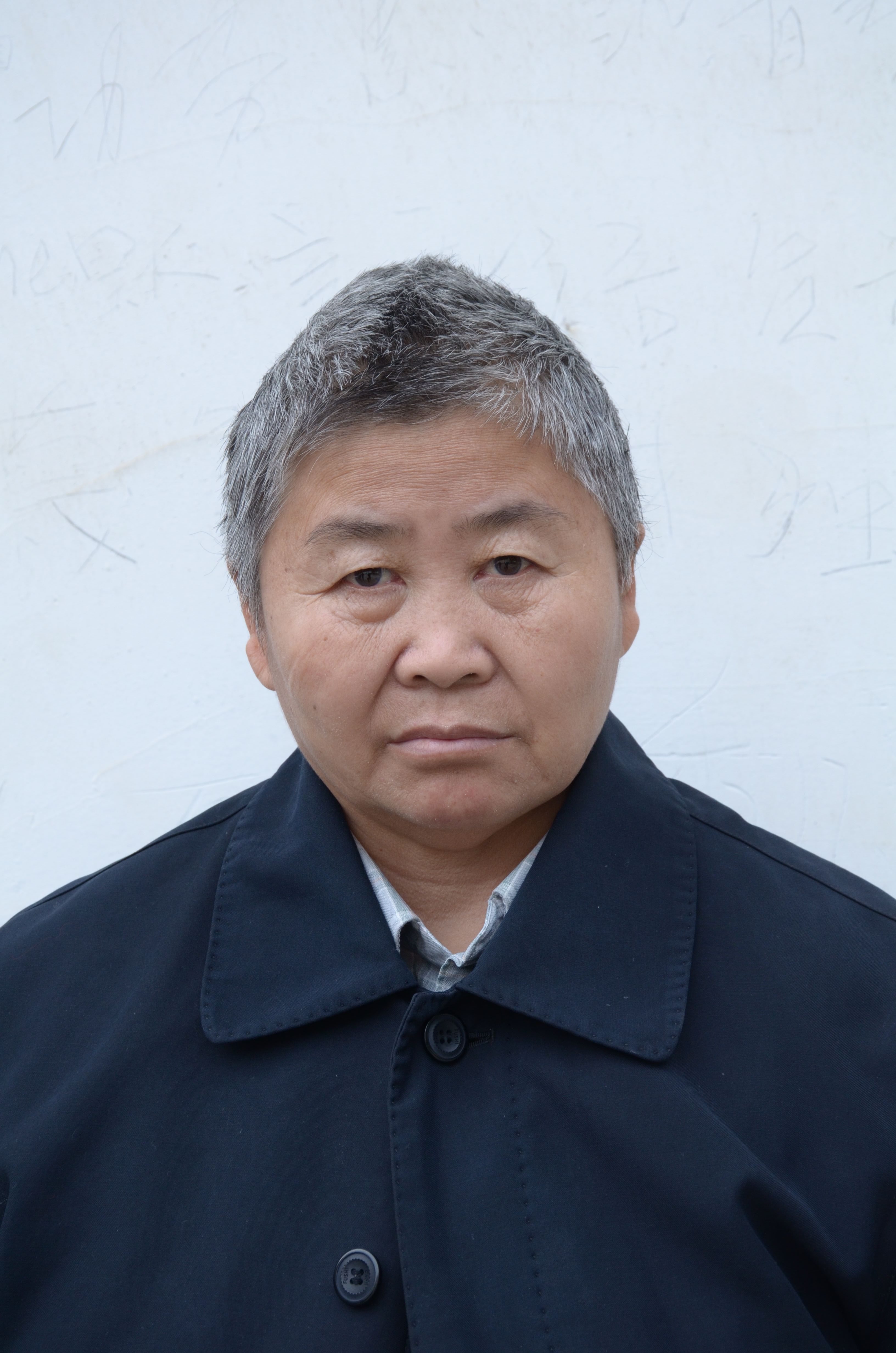 走失者照片 淮安寻亲：六旬老太被救助，穿格子衬...