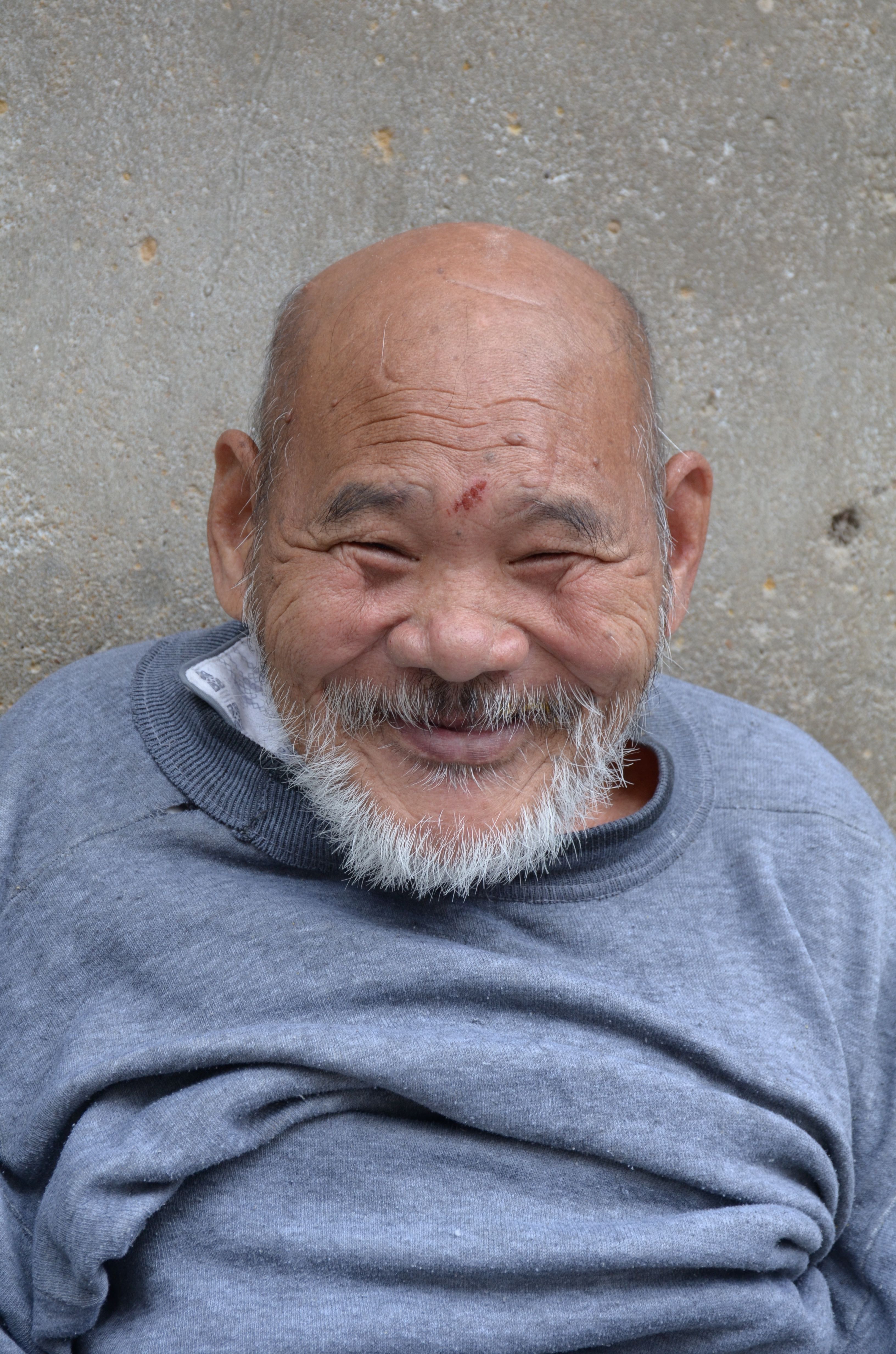 走失者照片 谁家老人走丢了？六旬老人在淮安被救...