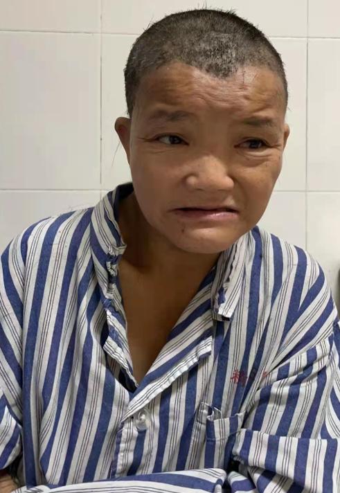 走失者照片 北海寻亲：中年女子被救助，穿黑色上...