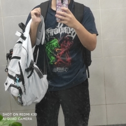走失者照片 衣服裤子