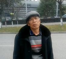 走失者照片 重庆急寻！七旬老人走失，穿黑色衣裤...