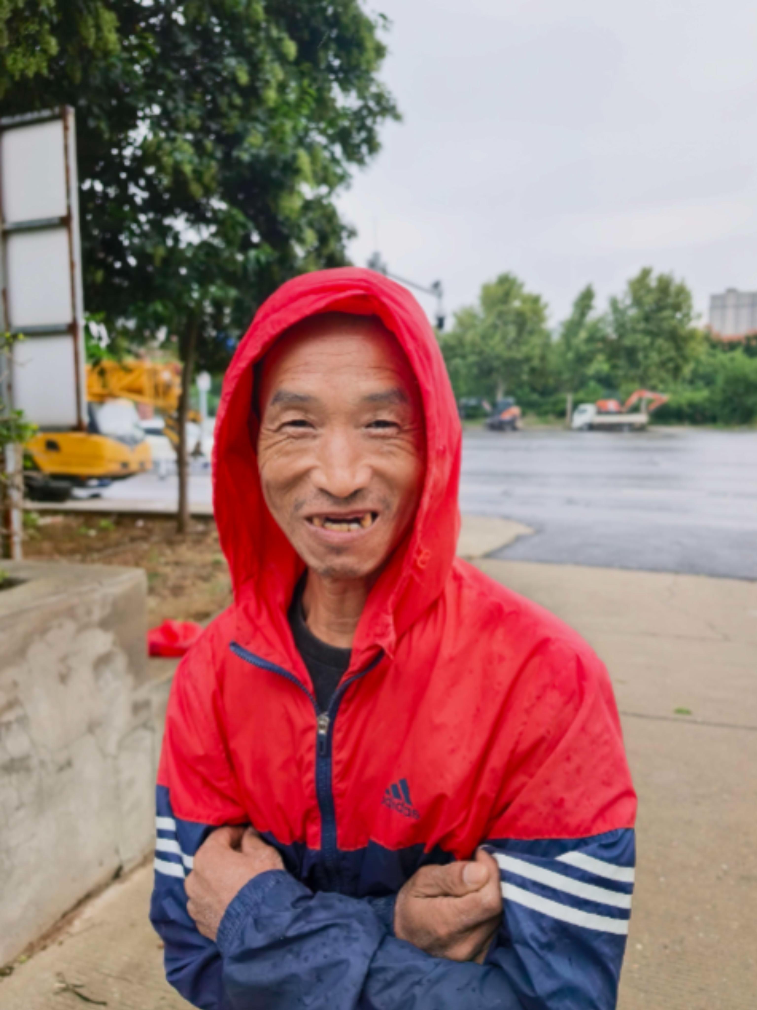 走失者照片 洛阳市寻亲：中年男子被救助，自述叫...