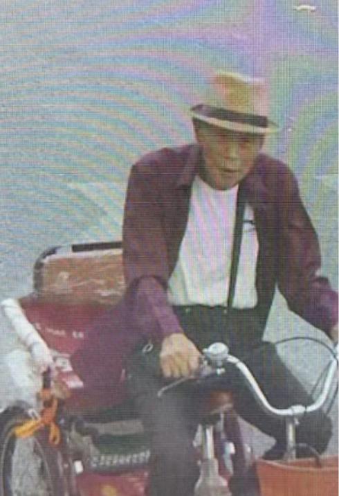 走失者照片 滨州市寻人：八旬老人走失，穿红色外...