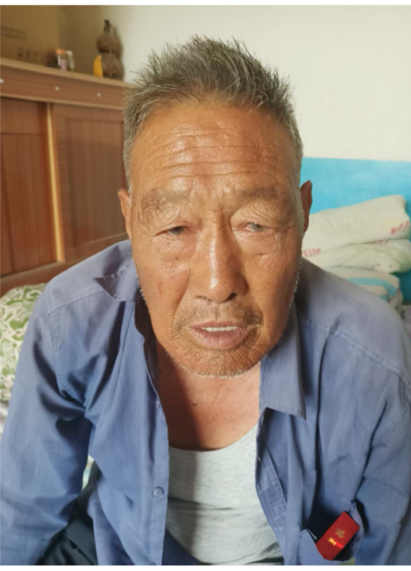 走失者照片 渭南市寻人：七旬老人走失，穿蓝色外...