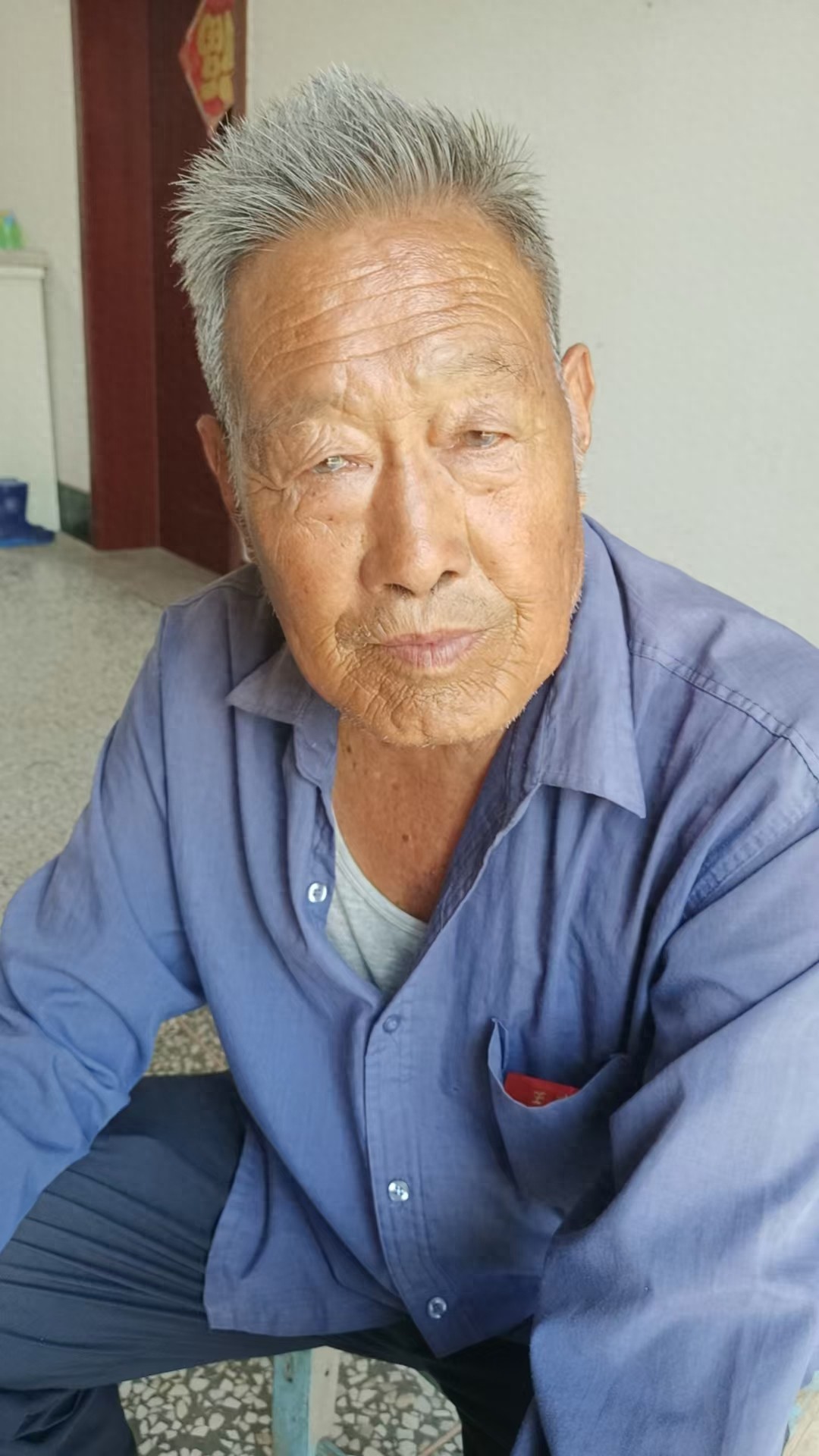 走失者照片 渭南市寻人：七旬老人走失，穿蓝色外...