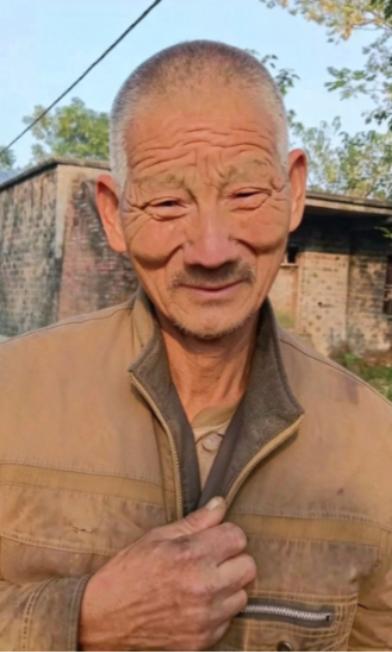 走失者照片 南阳市寻人：五旬男子走失，患智力障...