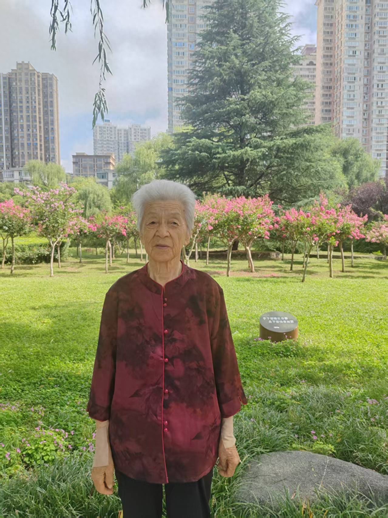 走失者照片 宝鸡市寻人：八旬老太走失，患阿尔茨...