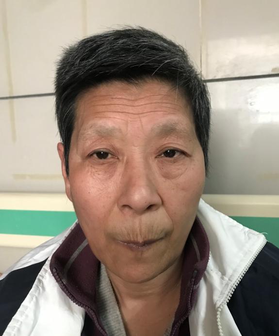 走失者照片 急寻家属：聊城六旬老太被救助，穿休...