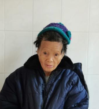 走失者照片 北海市救助站：七旬老太被救助，戴青...