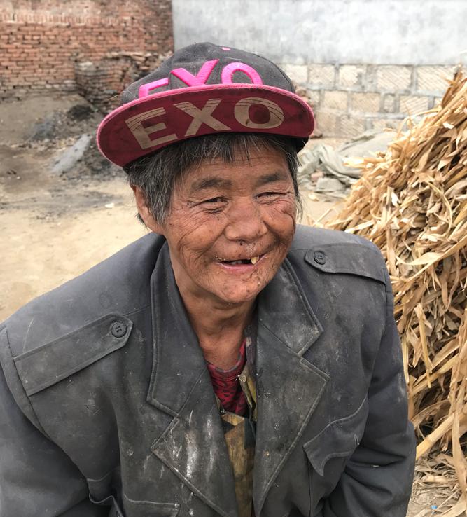 走失者照片 聊城寻亲：六旬老太被救助，穿青色外...