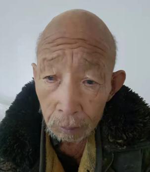 走失者照片 南阳寻亲：七旬老人被救助，穿黑色毛...