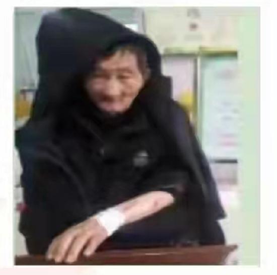 走失者照片 巴中急寻：八旬老人走失，穿黑色棉袄...