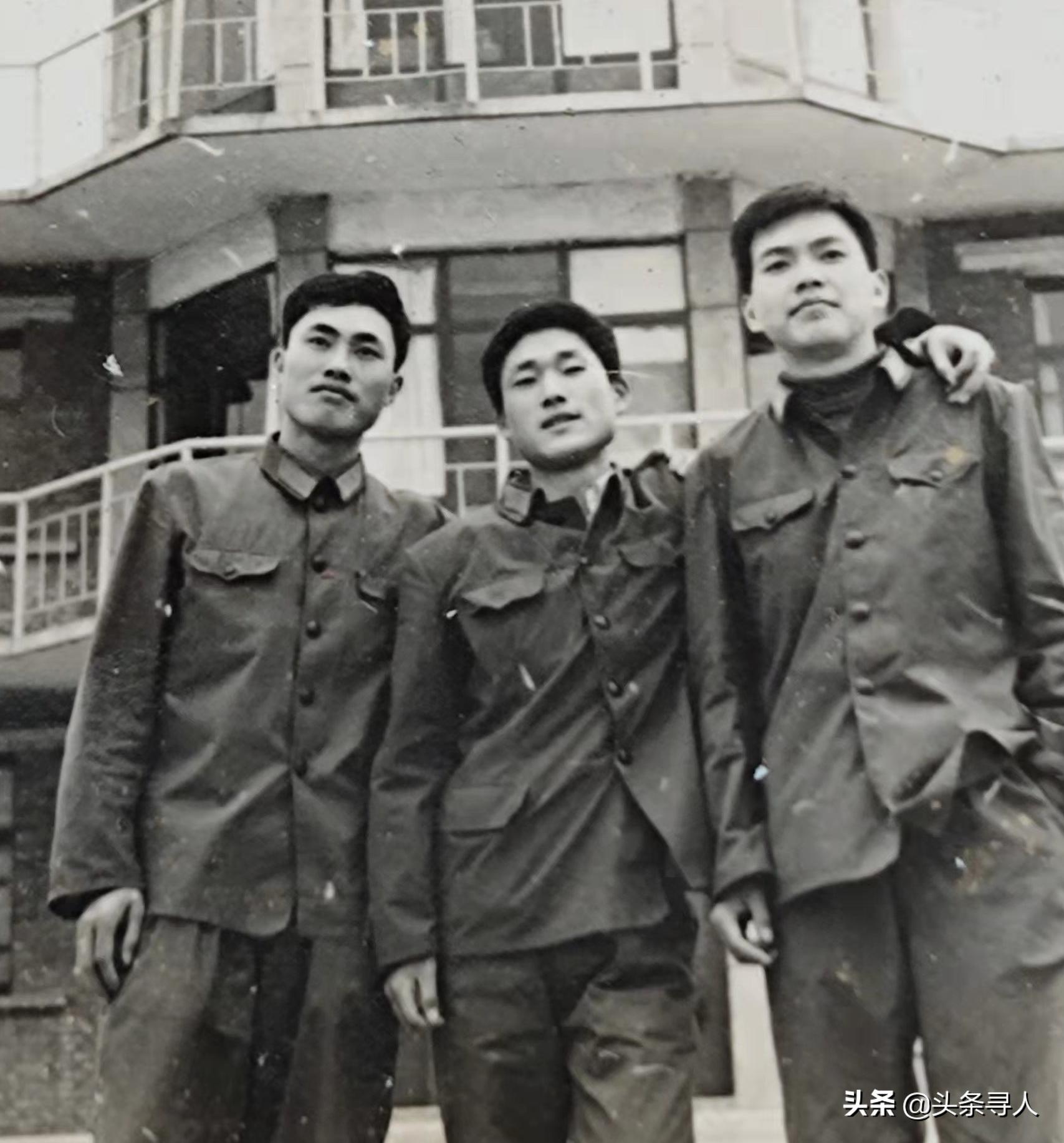 走失者照片 寻四川成都战友杨波！“还记得我们夏...