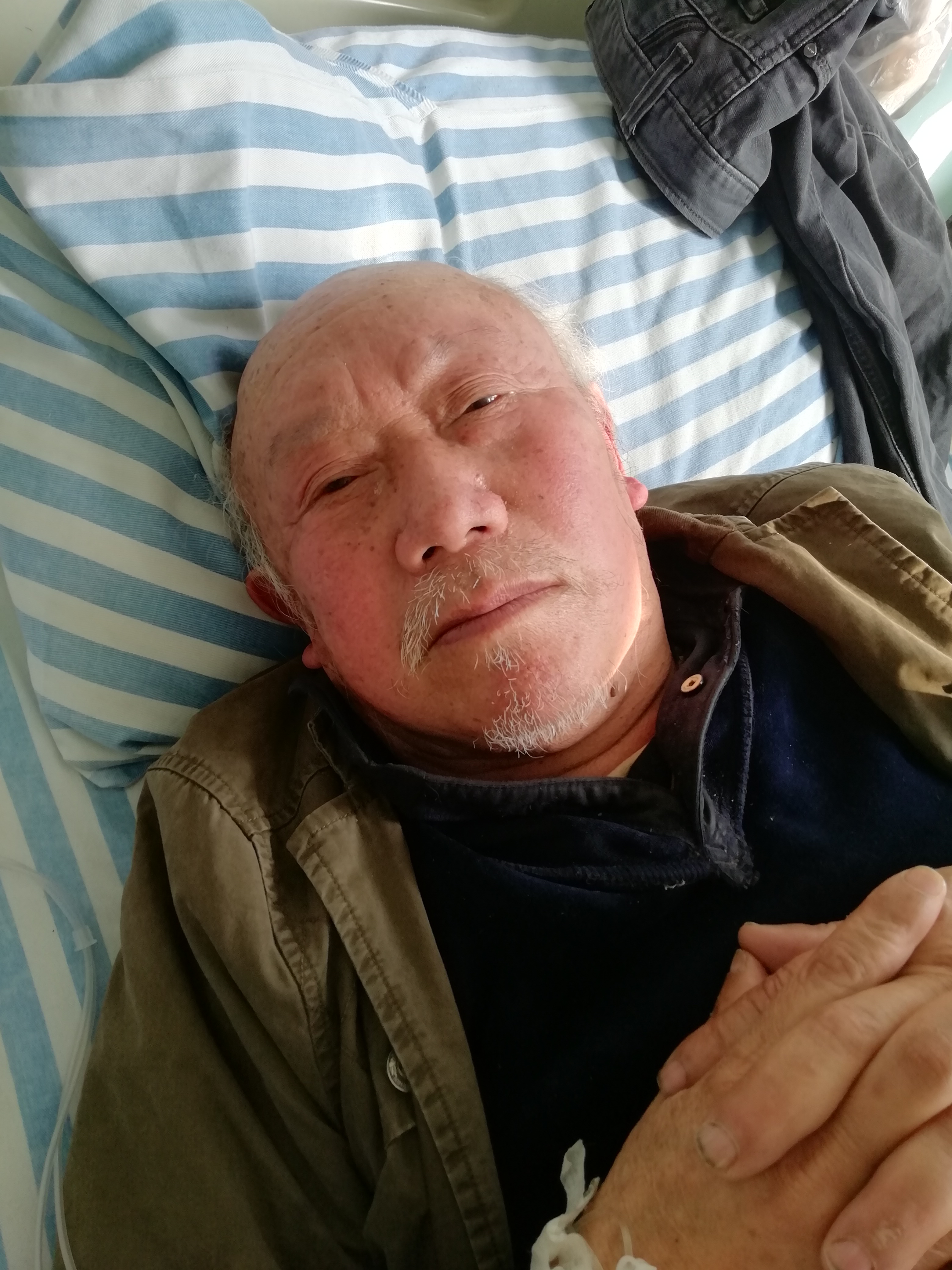 走失者照片 谁家老人走丢了？六旬老人在成都被救...