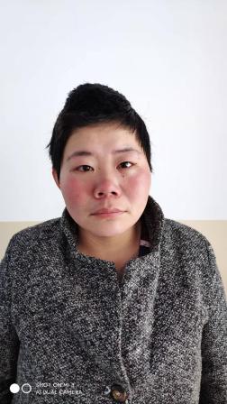 走失者照片 昆明市寻亲：青年女子被救助，穿灰色...