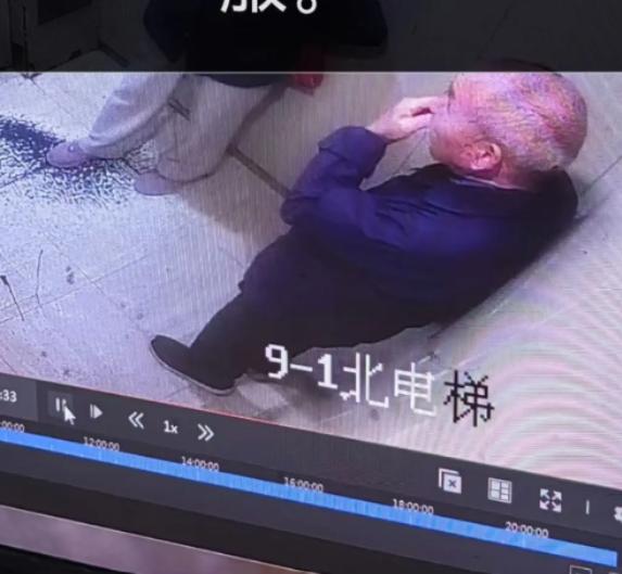 走失者照片 郑州市寻人：七旬老人走失，穿深蓝色...