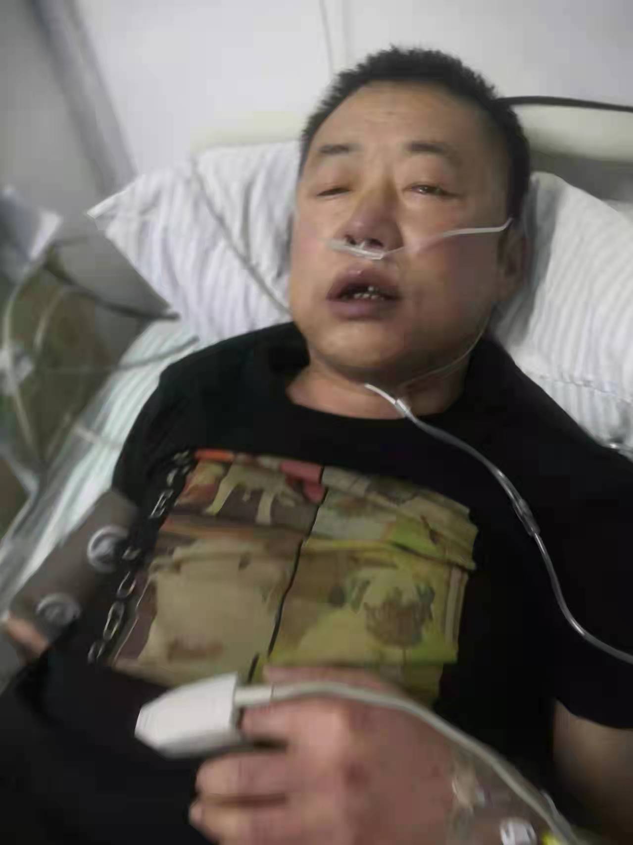 走失者照片 大连寻亲：六旬老人被救助，高约1米...