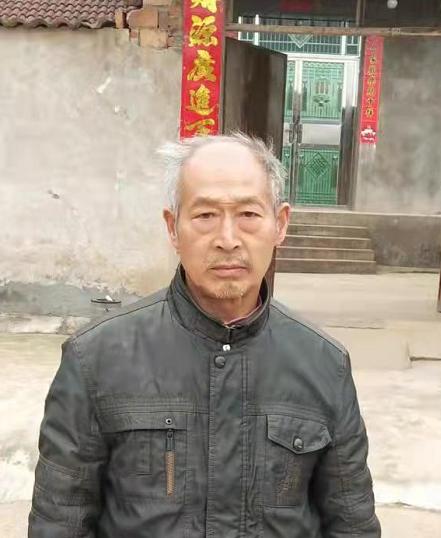 走失者照片 荆门钟祥市寻亲：六旬老人走失，穿黑...