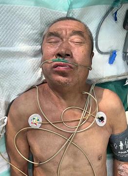 走失者照片 阜新五旬男子被送医，穿绿色军大衣、...