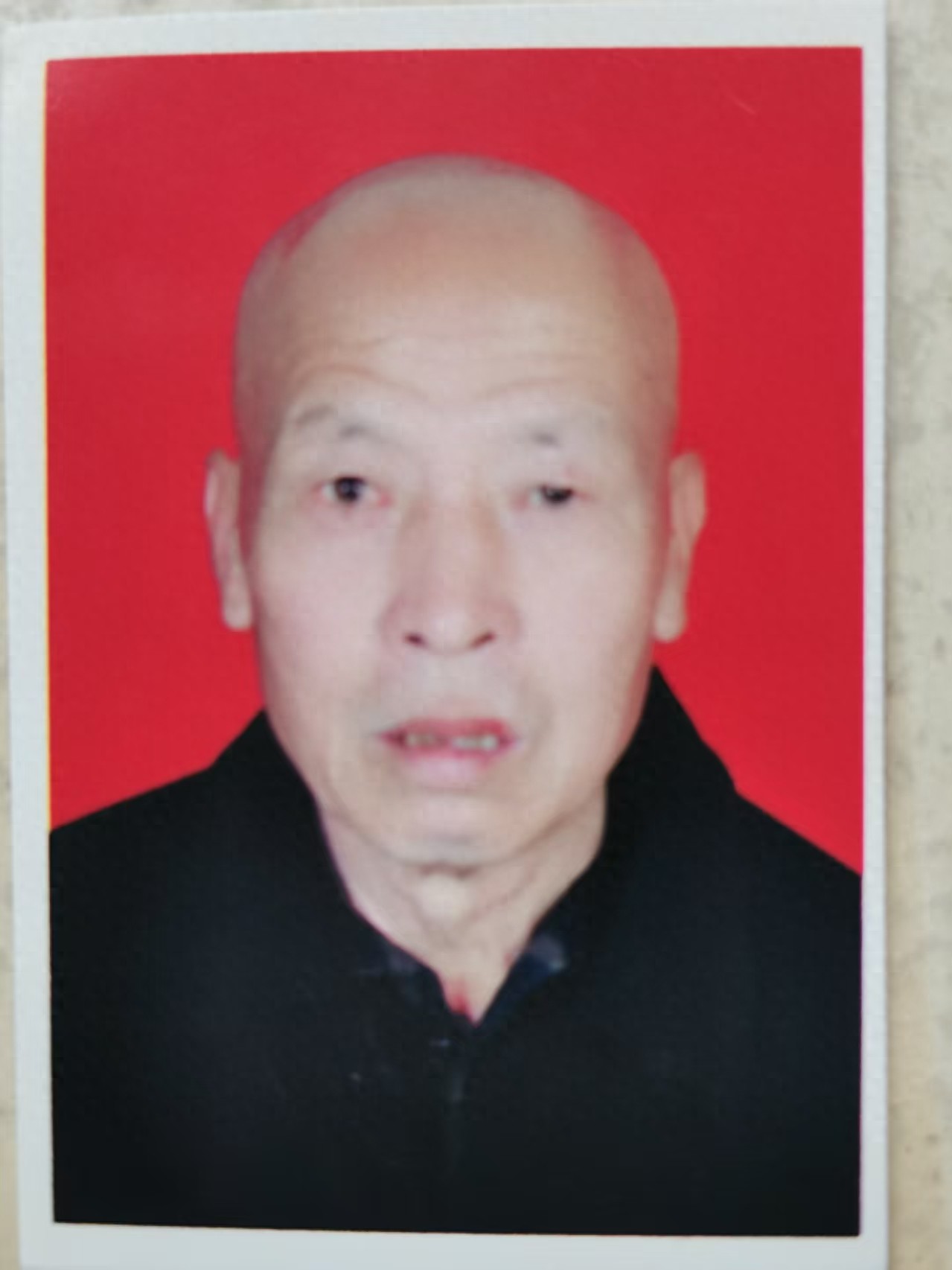 走失者照片 咸阳市兴平市寻人：七旬老人走失，穿...