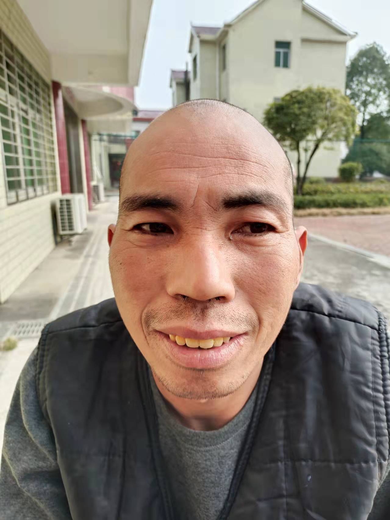 走失者照片 咸宁寻亲：青年男子被救助，疑似湖南...