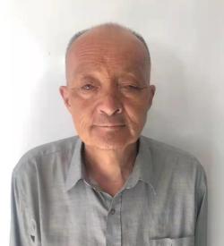 走失者照片 盐城六旬老人走失，穿黑色衣服，走路...
