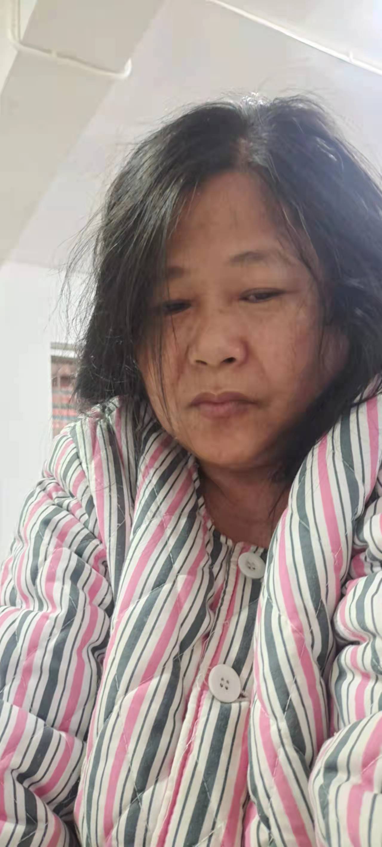 走失者照片 海口寻亲：青年女子因精神疾病发作被...