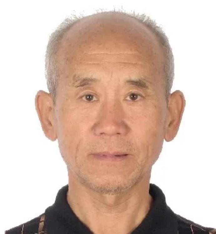 走失者照片 紧急寻人：鞍山八旬老人走失，戴米色...