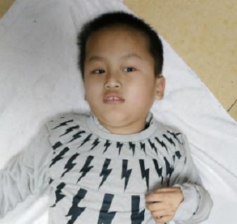 走失者照片 爸爸妈妈你们在哪儿？玉林八岁男生被...