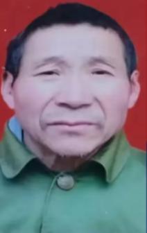 走失者照片 鄂州市寻人：七旬老人走失，穿蓝白相...
