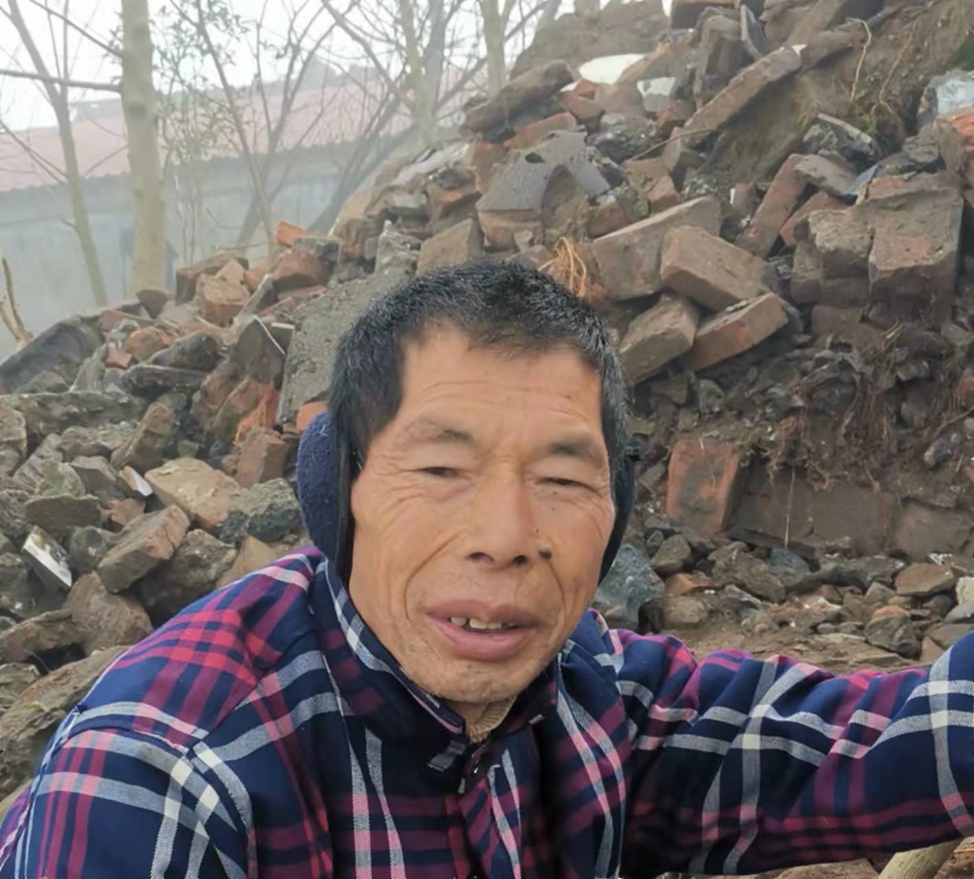 走失者照片 寻亲：重庆中年男子在湖南常德被救助...