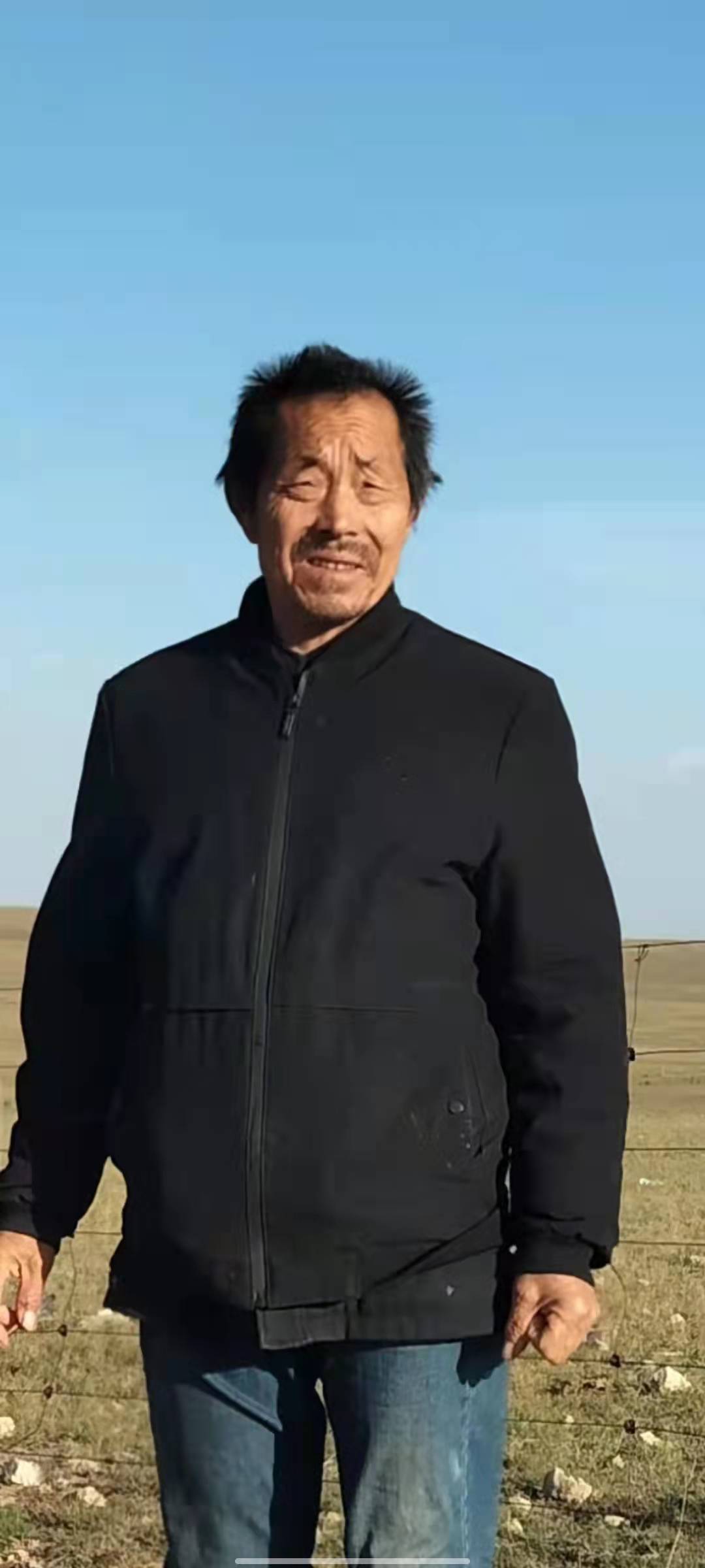 走失者照片 急寻：呼和浩特六旬老人走失，患阿尔...