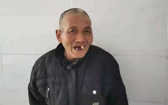 走失者照片 百色寻亲：六旬老人被救助，自述叫岑...