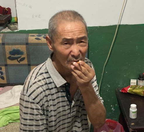 走失者照片 珠海急寻：六旬老人走失多日，患脑中...