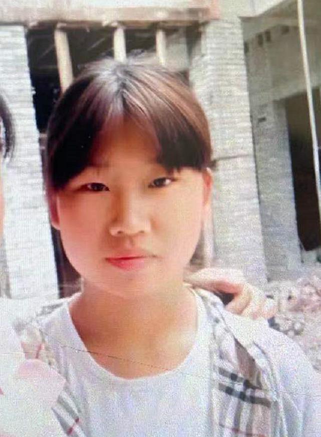 走失者照片 六盘水盘州急寻：16岁女孩失联，高...
