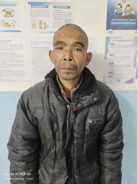 走失者照片 柳州市寻亲：五旬男子被救助，自述是...