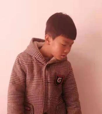 走失者照片 爸爸妈妈你们在哪儿？8岁男孩在保定...