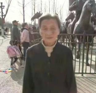 走失者照片 西安急寻：七旬老太走失多日，高1米...