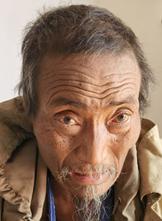 走失者照片 襄阳寻亲：枣阳七旬老人被救助，穿浅...