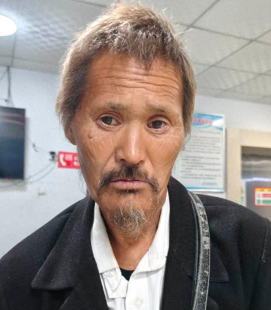 走失者照片 驻马店市寻亲：六旬老人被救助，高1...