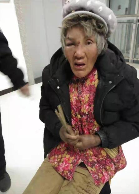 走失者照片 急寻家属：驻马店七旬老太被救助，面...