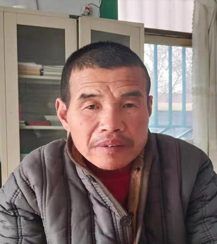 走失者照片 泰安新泰寻亲：五旬男子被救助，自述...