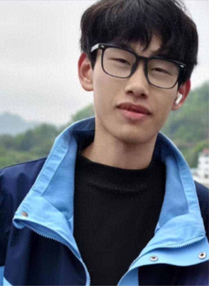 走失者照片 淮南寻人：17岁男孩走失，穿黑色外...