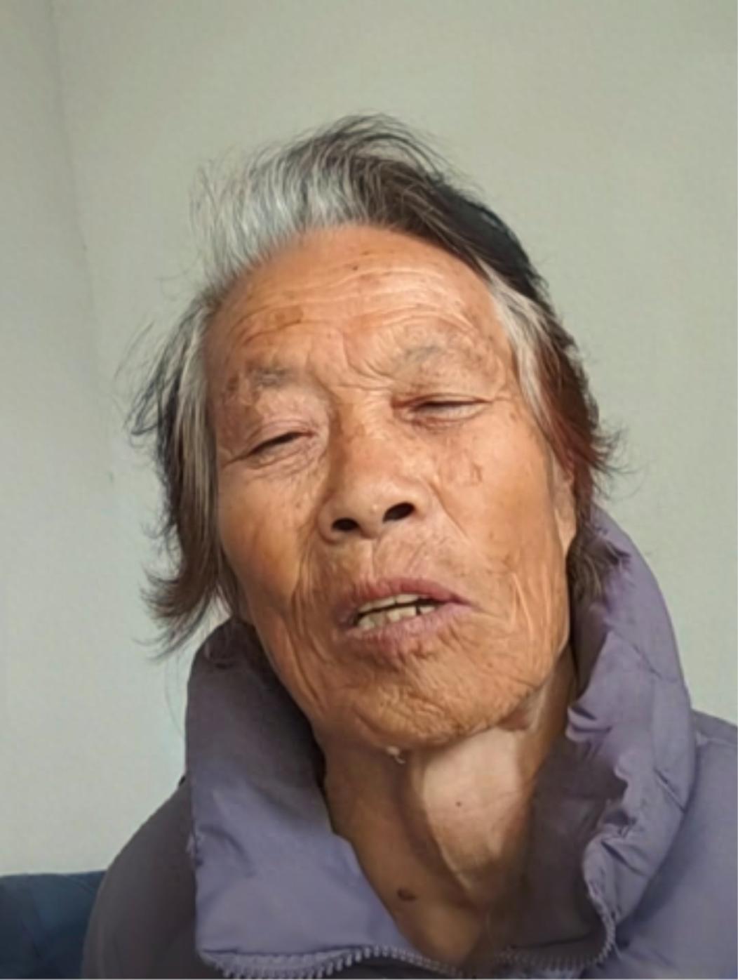 走失者照片 运城市河津市寻人：七旬老太走失，穿...