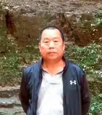 走失者照片 保定急寻：六旬老人失联，穿黑色保安...