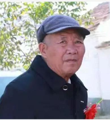 走失者照片 徐州急寻！七旬老人赶集失联，戴黑色...