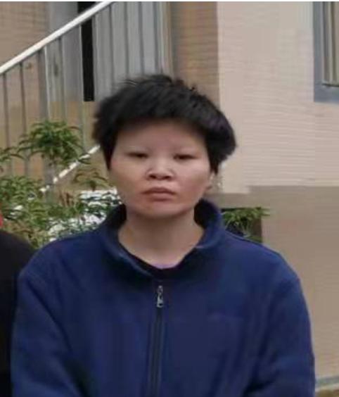 走失者照片 福州寻亲：青年女子被救助，高1米6...