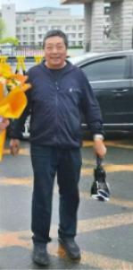 走失者照片 松原市寻人：七旬老人走失，穿深蓝色...