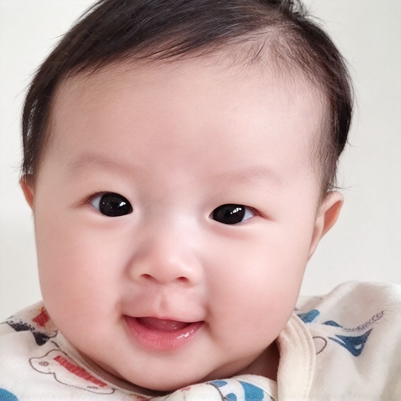 走失者照片 李建伟捡到一个男婴儿