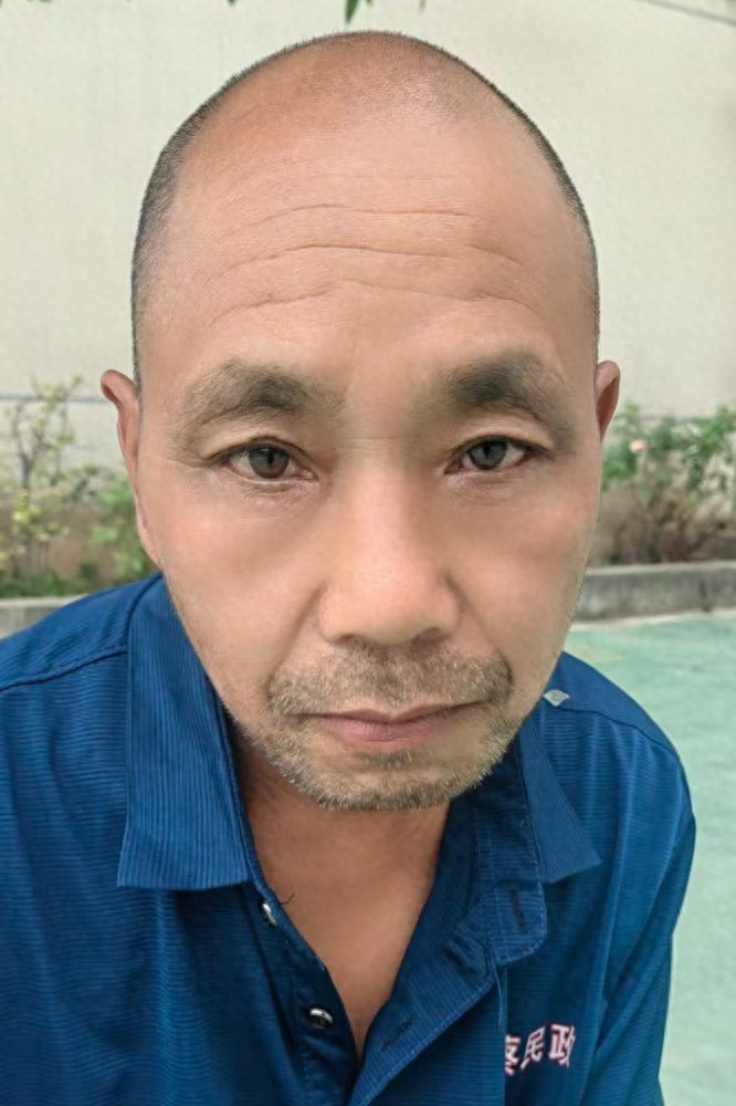 走失者照片 驻马店市寻亲：五旬男子被救助月余，...